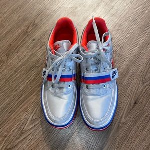 Nike vandal platforms